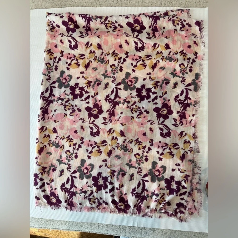 Beautiful Floral Print Women's Shawl Wrap Scarf